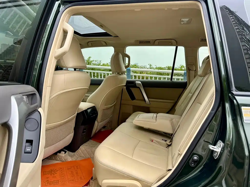 Toyota Prado — миниатюра 15