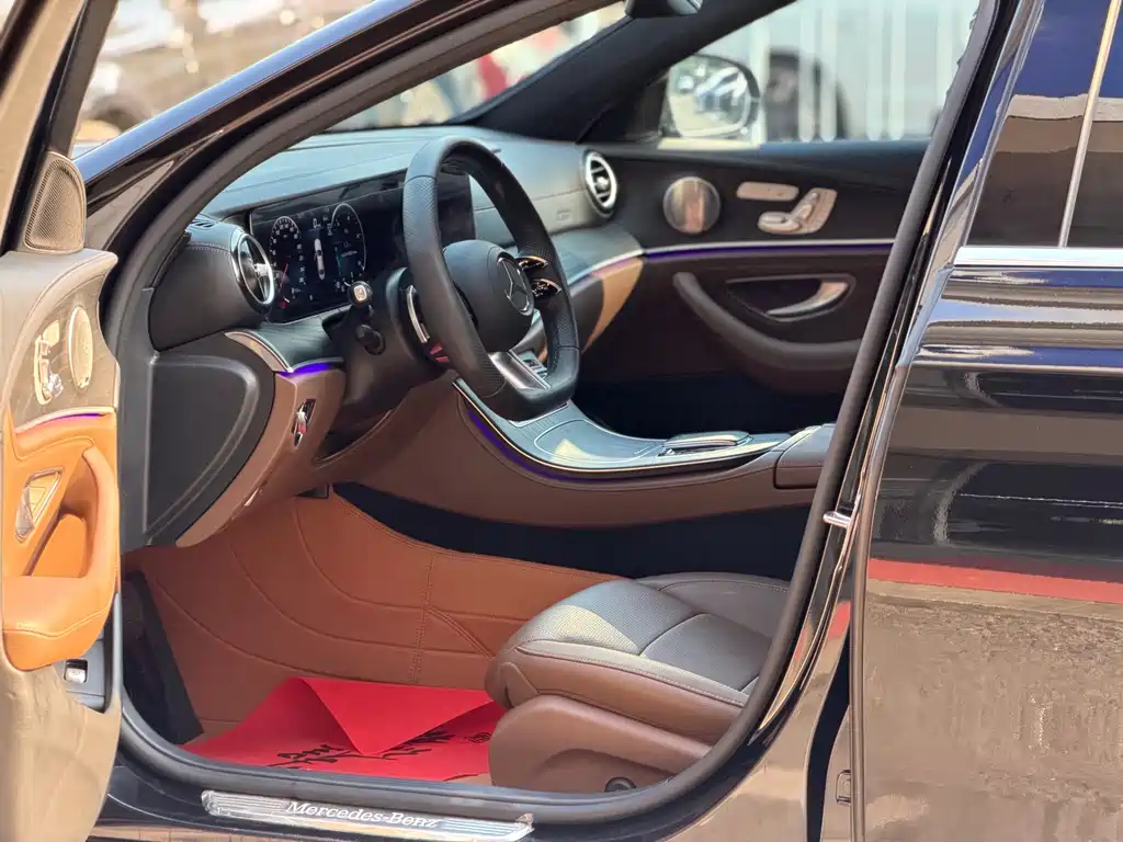 Mercedes-Benz E-Class — миниатюра 4