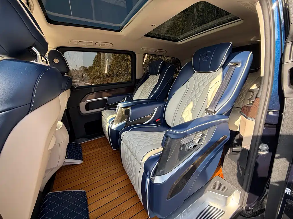 MERCEDES-BENZ V CLASS