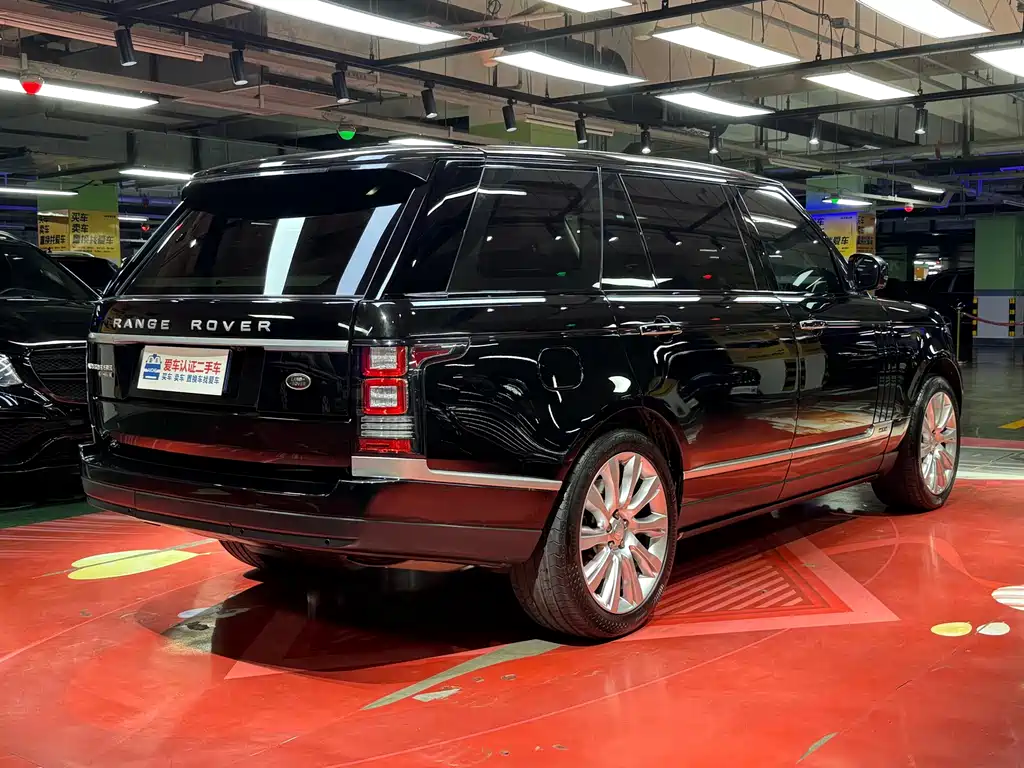 Land Rover Range Rover — миниатюра 7
