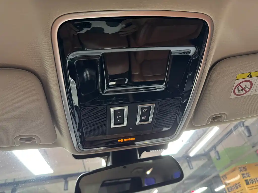 Land Rover Range Rover — миниатюра 28