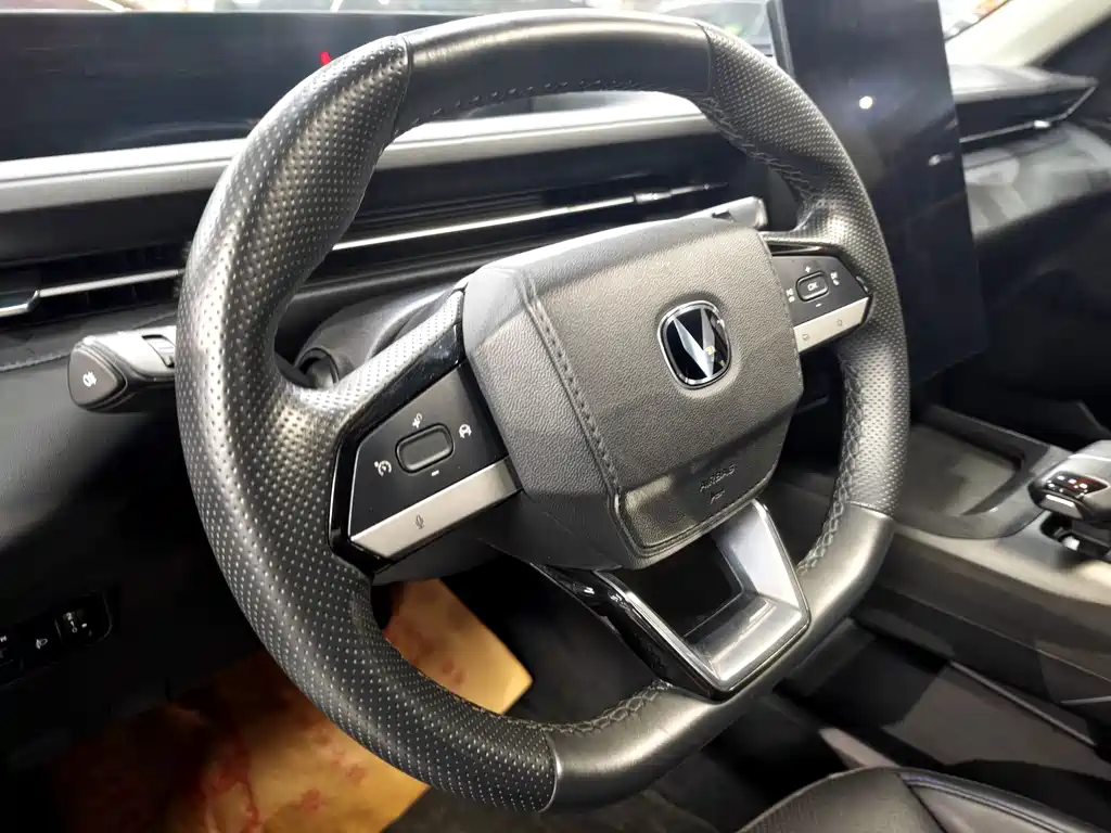 Changan Eado — миниатюра 7
