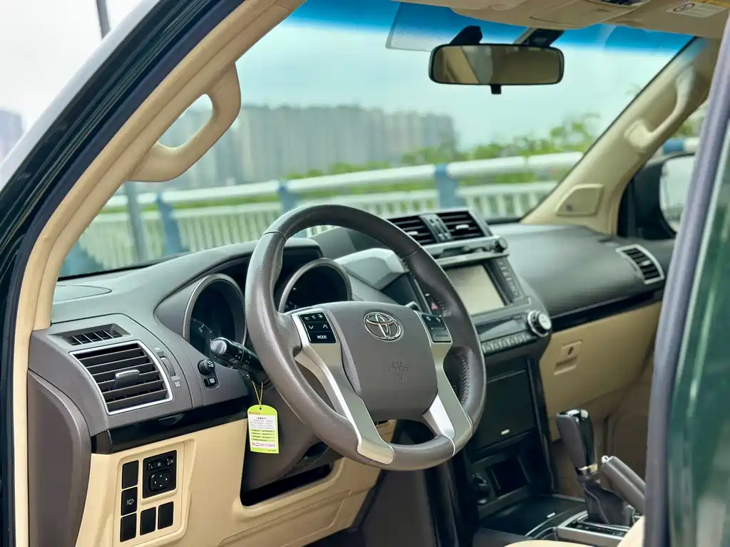 Toyota Prado — миниатюра 8