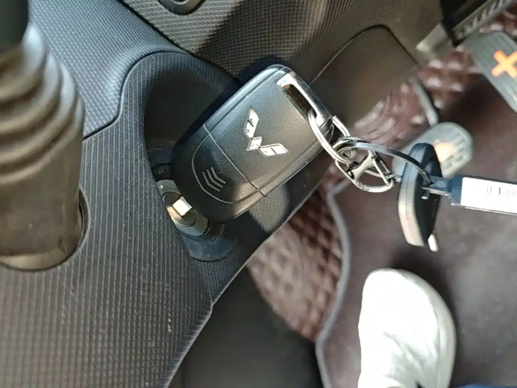 Wuling MINIEV — миниатюра 9