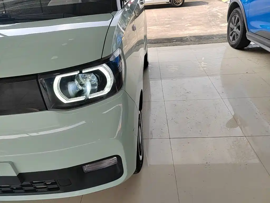 Wuling MINIEV — миниатюра 24