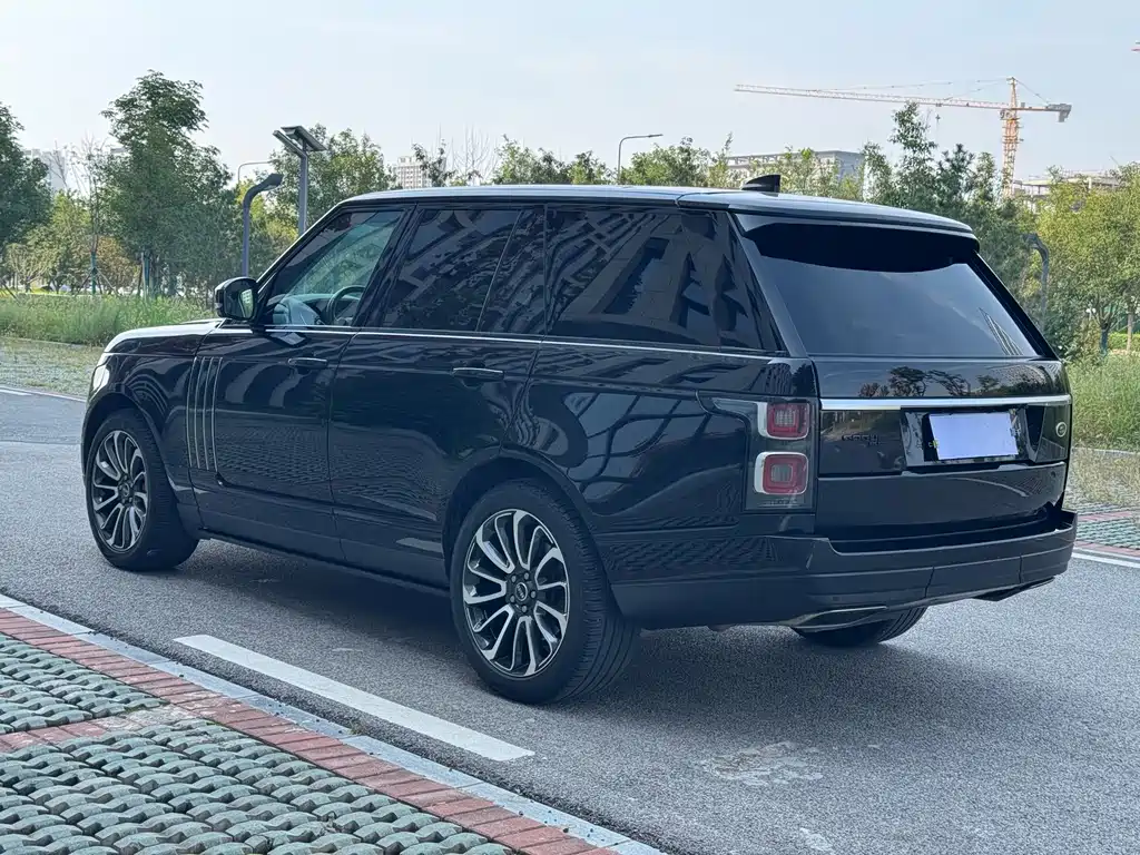 Land Rover Range Rover — миниатюра 19