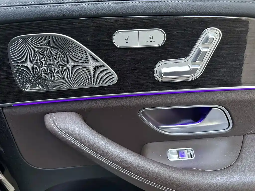 Mercedes-Benz GLS — миниатюра 17