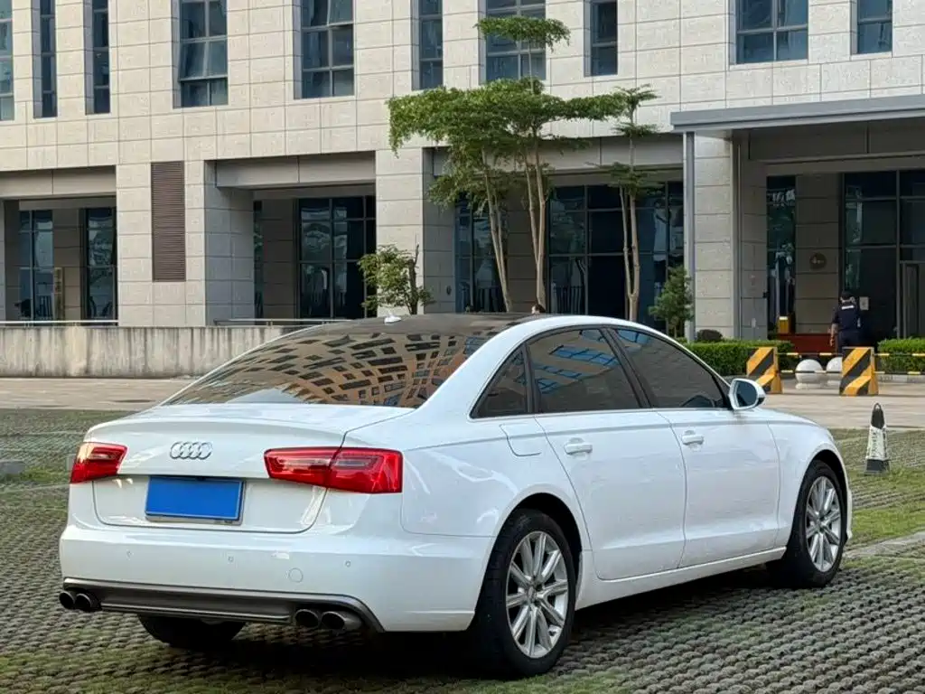 Audi A6L — миниатюра 4