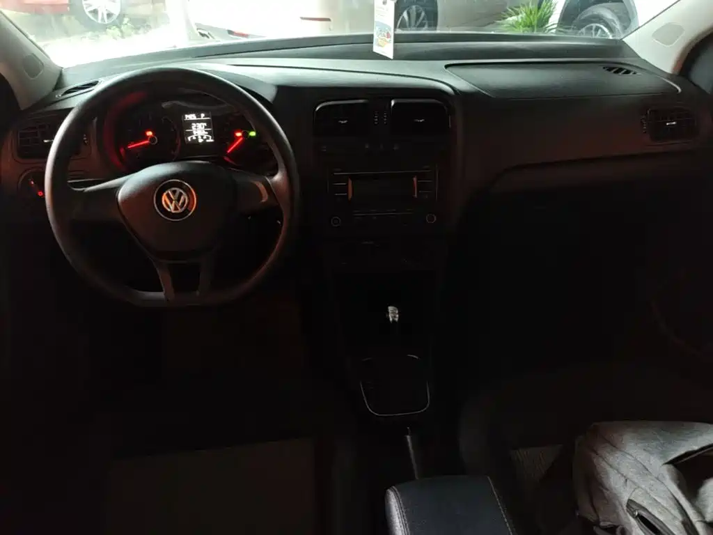 Volkswagen Polo — миниатюра 10