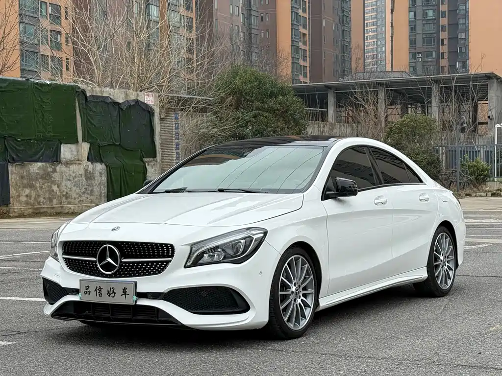 MERCEDES-BENZ CLA