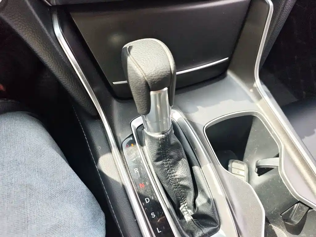 Honda Accord — миниатюра 15