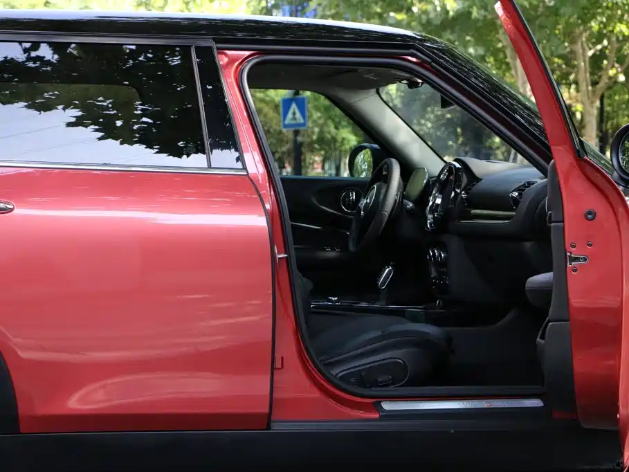 MINI Mini Clubman — миниатюра 19
