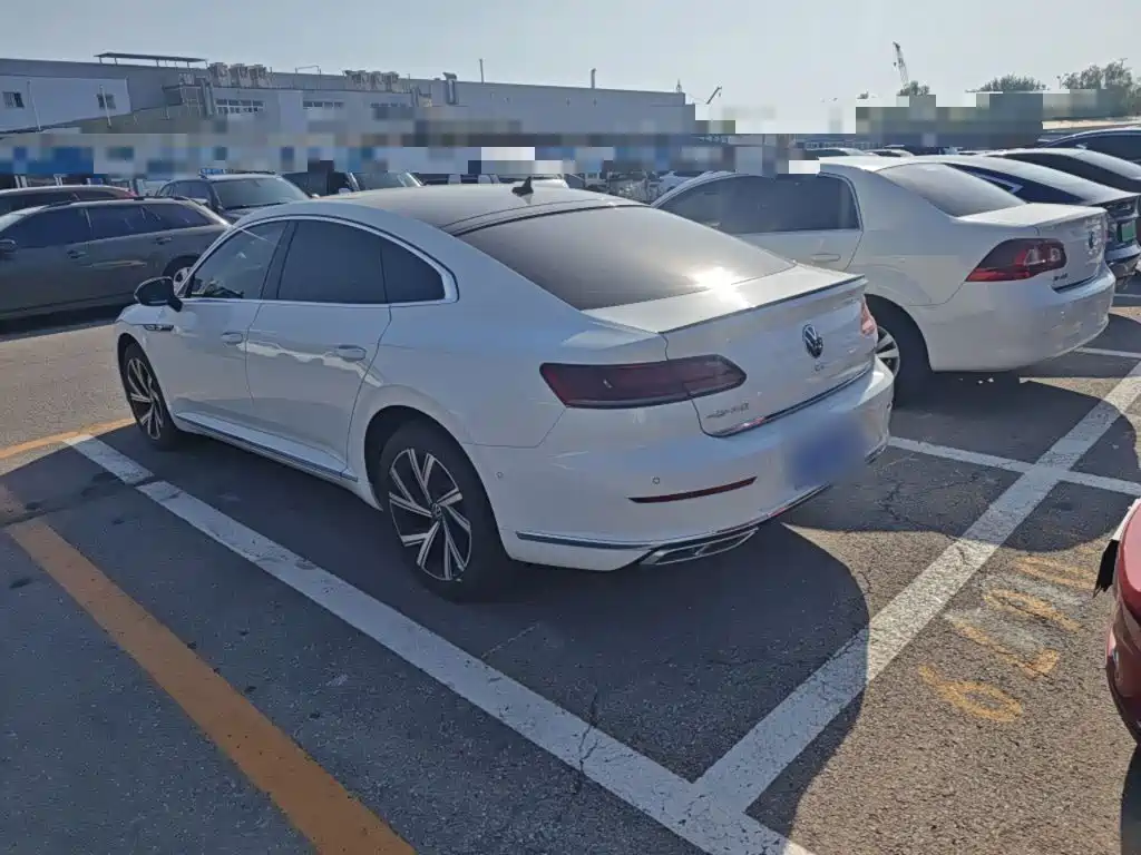 Volkswagen CC — миниатюра 11