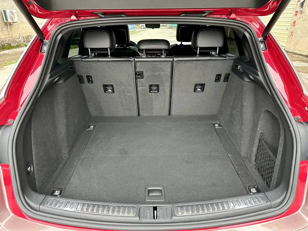 Porsche Macan - фото 15