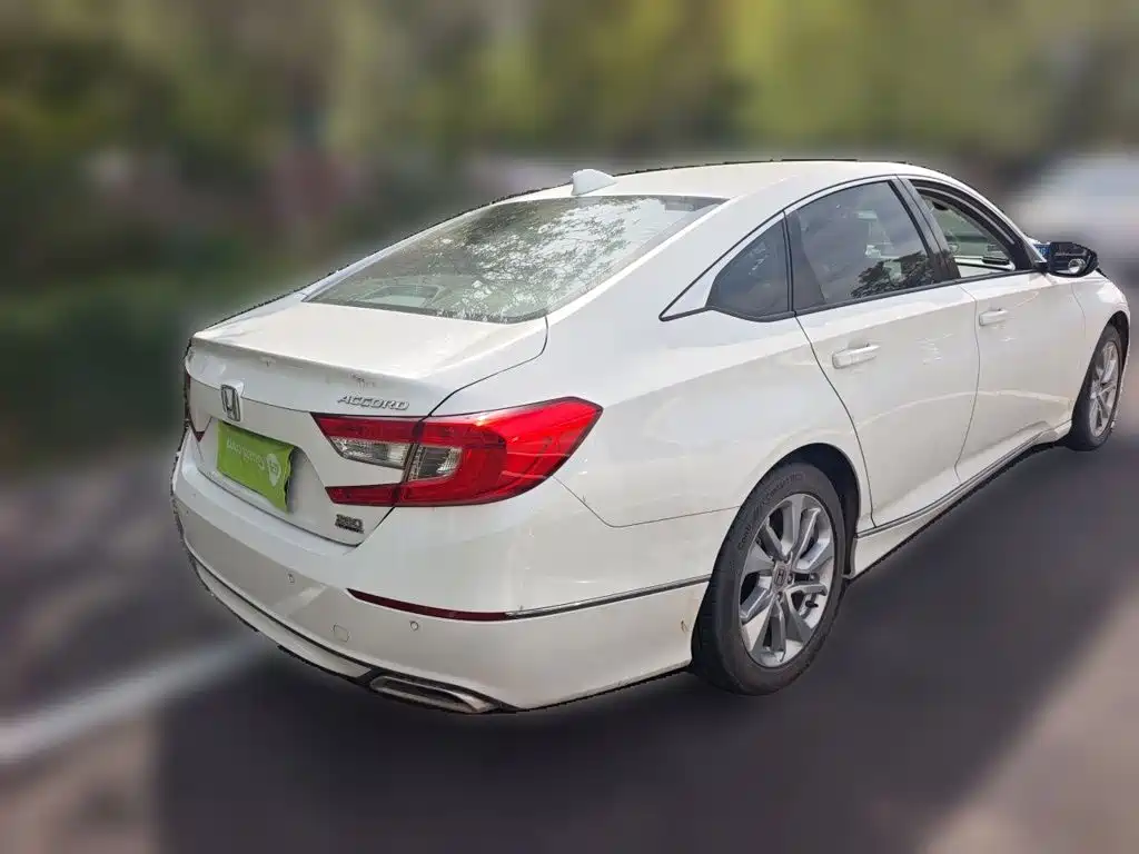 Honda Accord — миниатюра 6