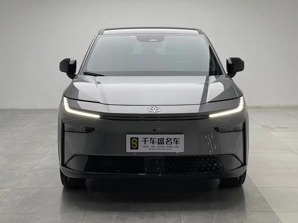 Toyota bZ3X — миниатюра 2
