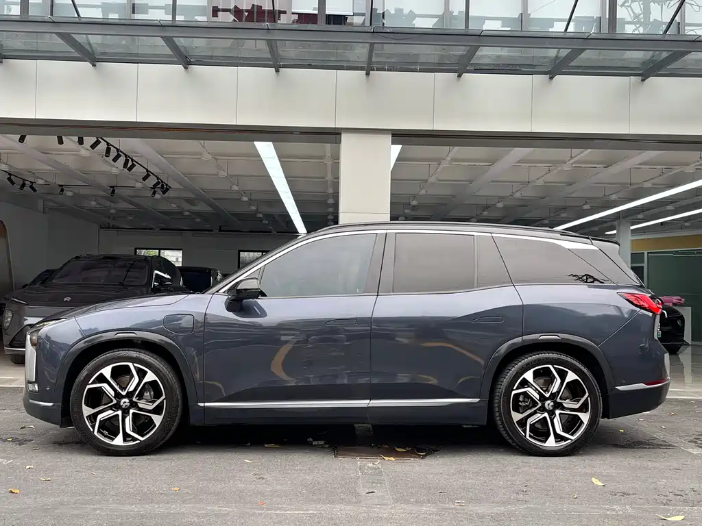 NIO NIO ES8