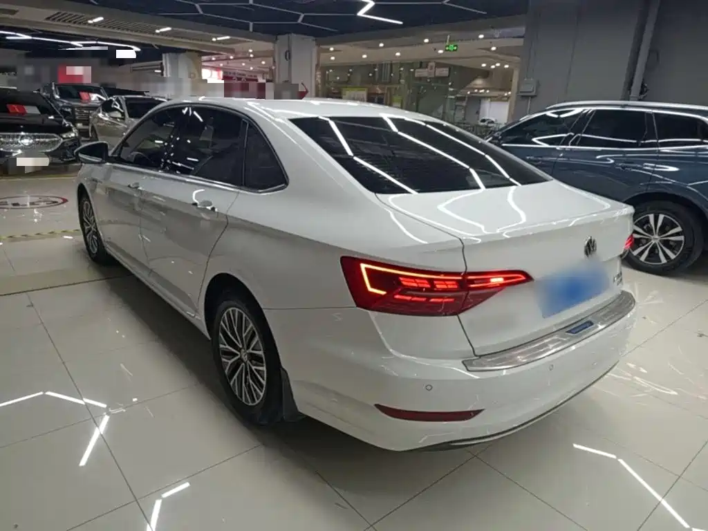 Volkswagen Sagitar — миниатюра 5