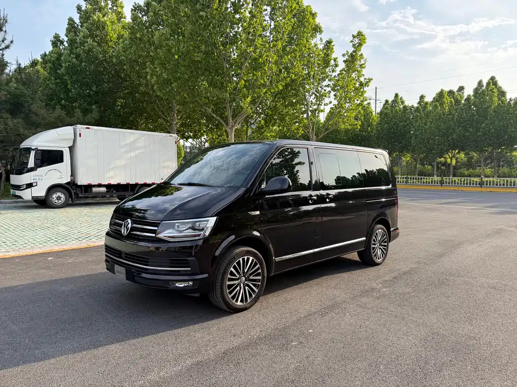 Купить Volkswagen Multivan