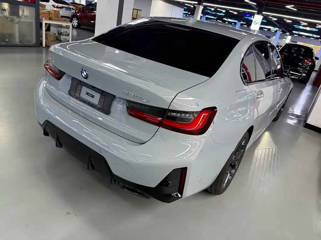 BMW 3 Series — миниатюра 17