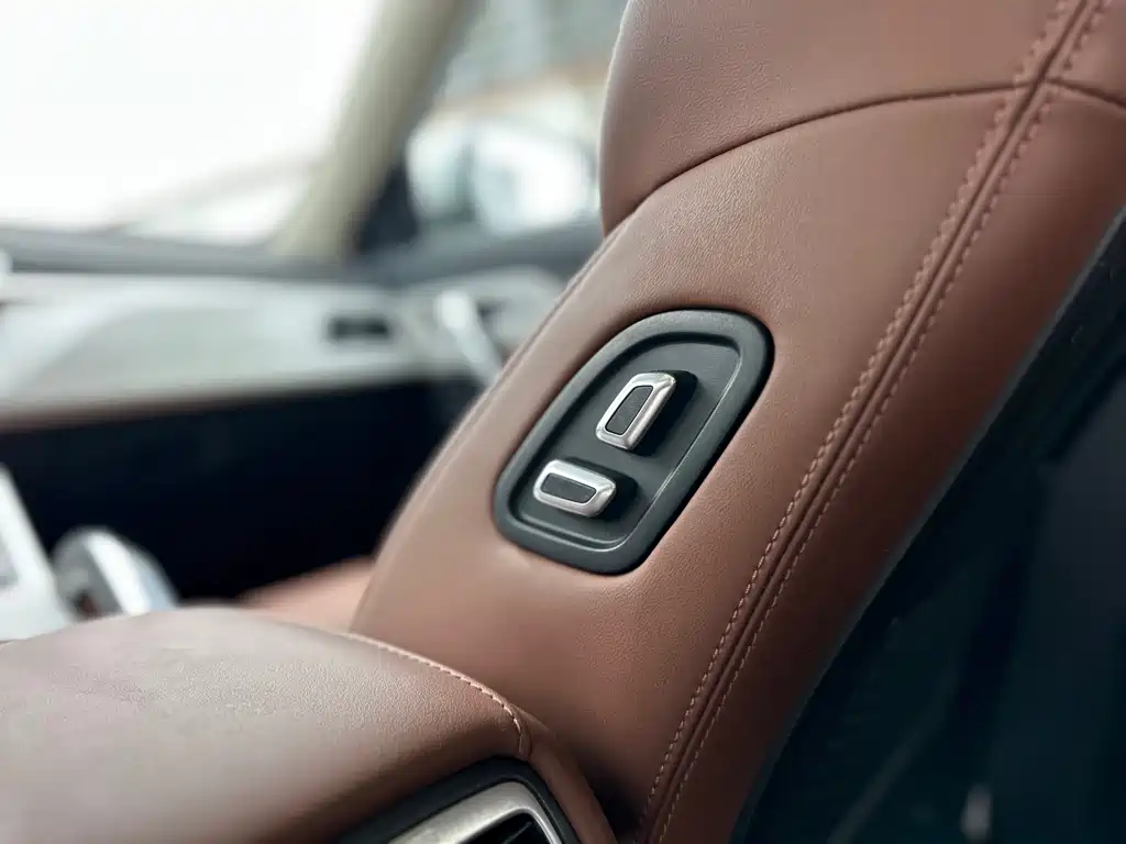 GEELY AUTOMOBILE BOYUE