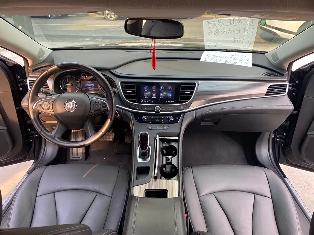 Buick LaCrosse — миниатюра 13