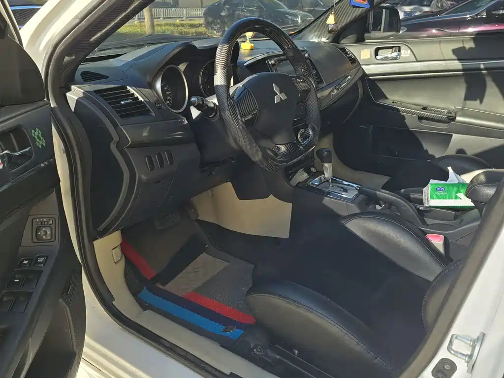 Mitsubishi Lancer EX — миниатюра 7