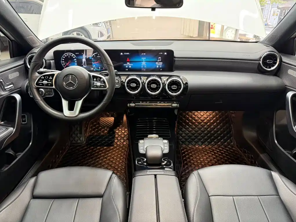 Mercedes-Benz A-Class — миниатюра 20