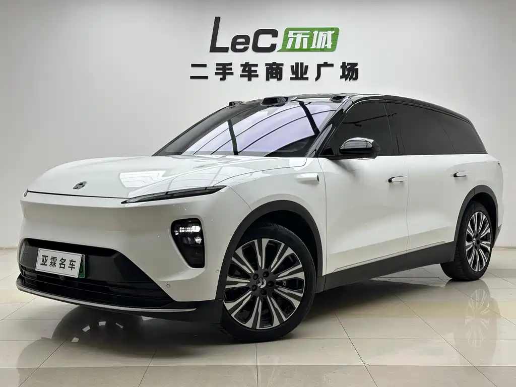Nio ES8 2024