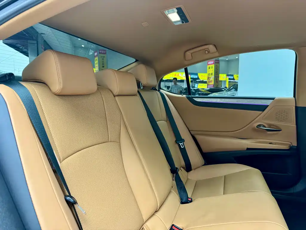 Lexus ES — фотографии объявления, Фото 12