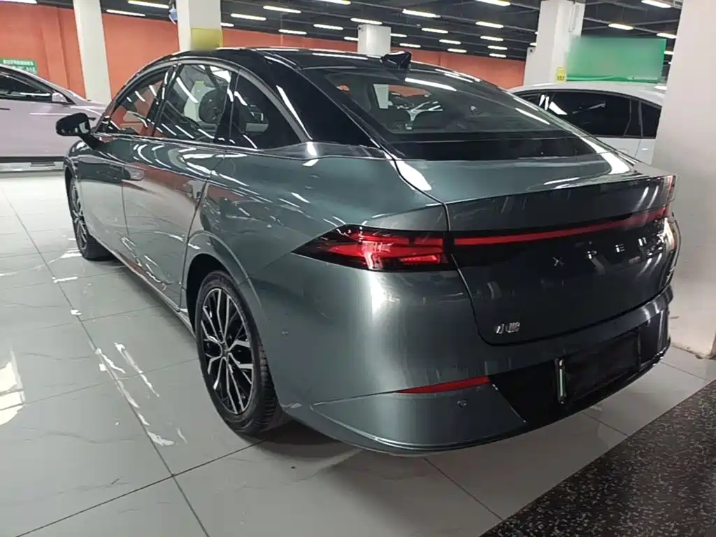 XPeng P5 — миниатюра 5