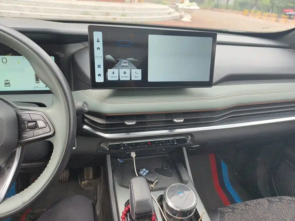 Geely Haoyue L — миниатюра 6