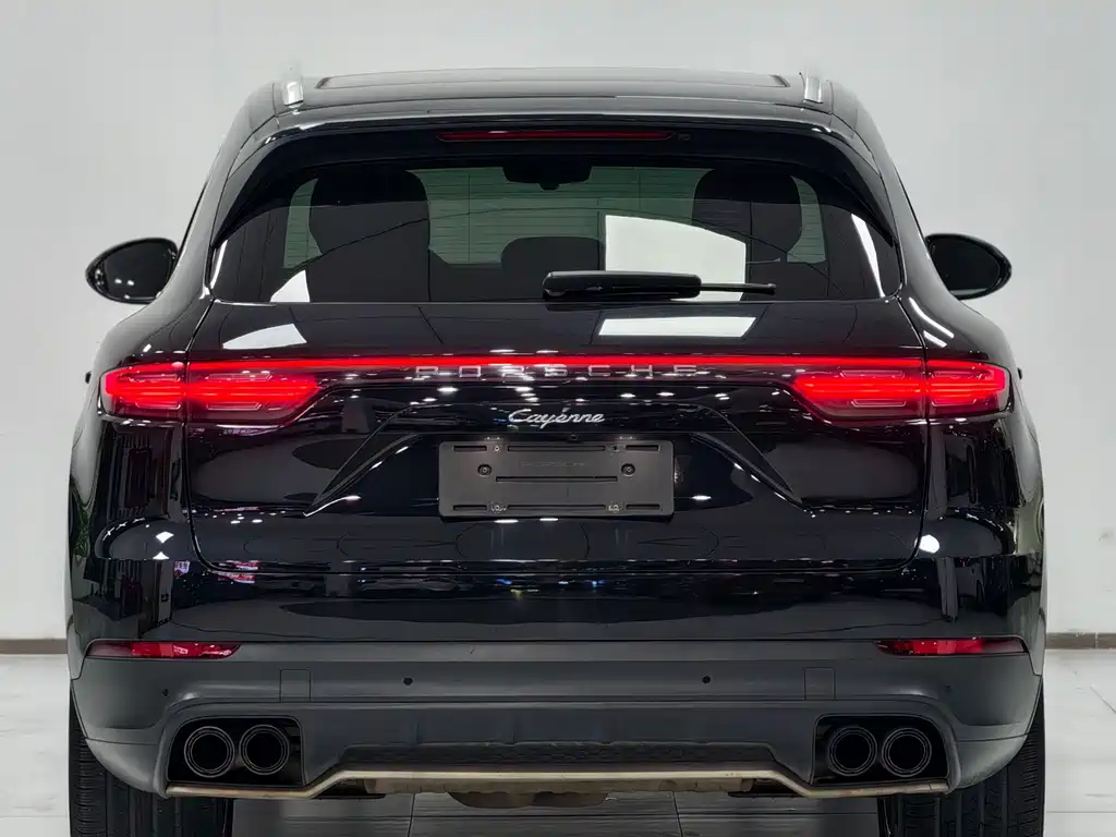Porsche Cayenne — миниатюра 3