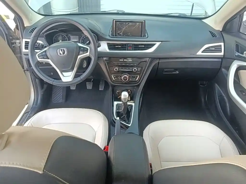 Changan V7 — миниатюра 10