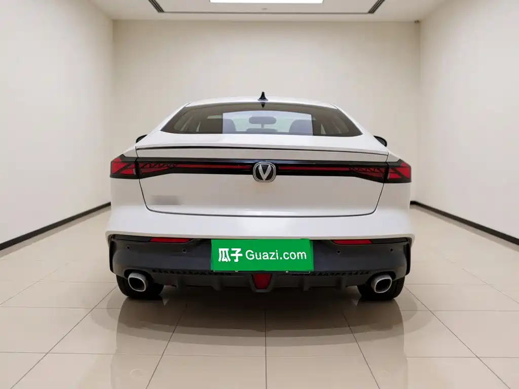 Changan UNI-V — миниатюра 3