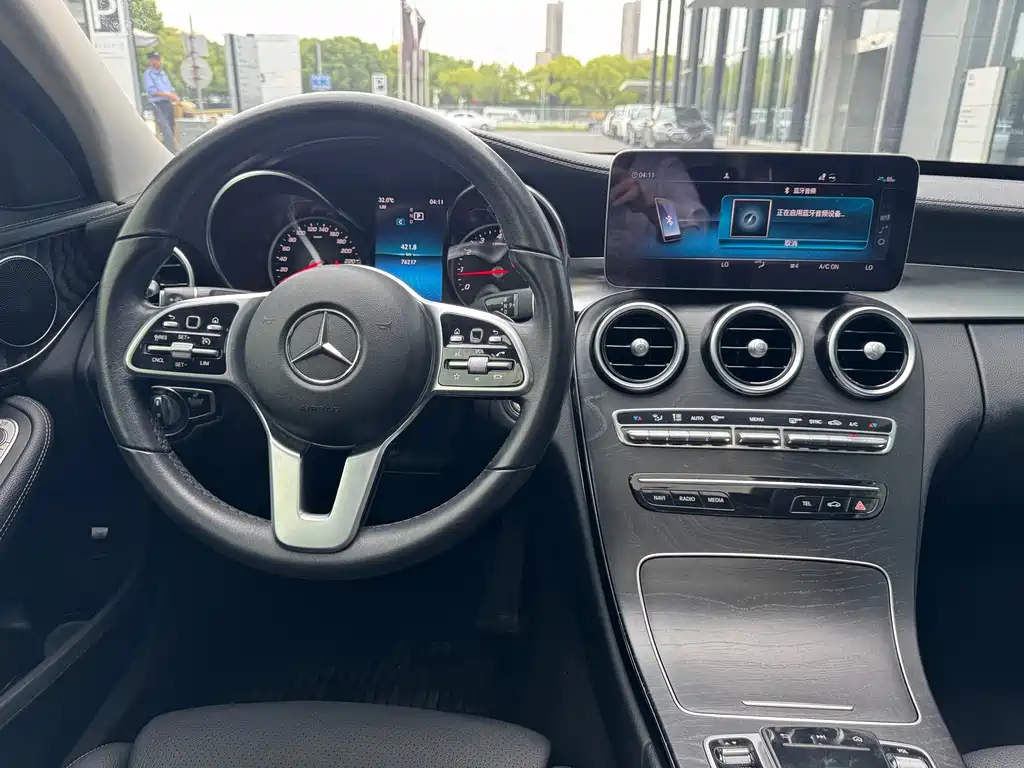 Mercedes-Benz C-Class — миниатюра 12
