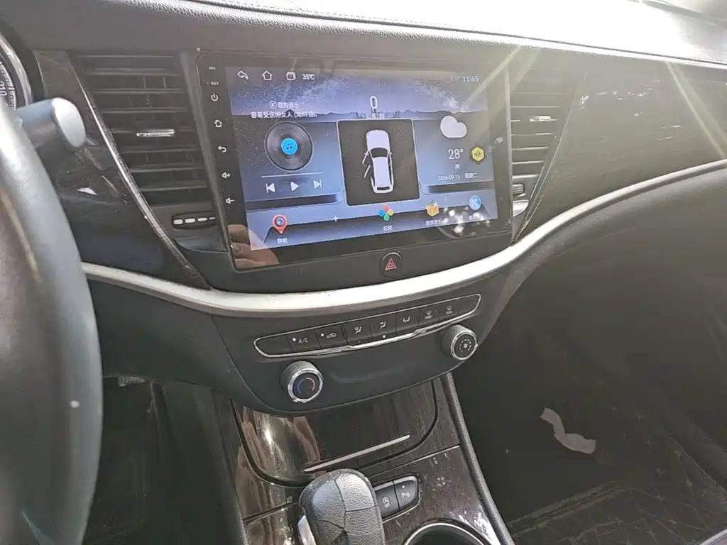 Buick Verano — миниатюра 13