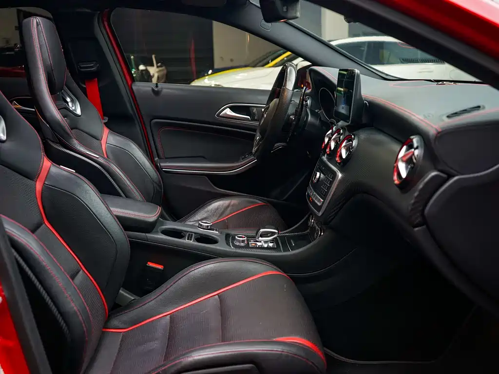 MERCEDES-BENZ A CLASS AMG