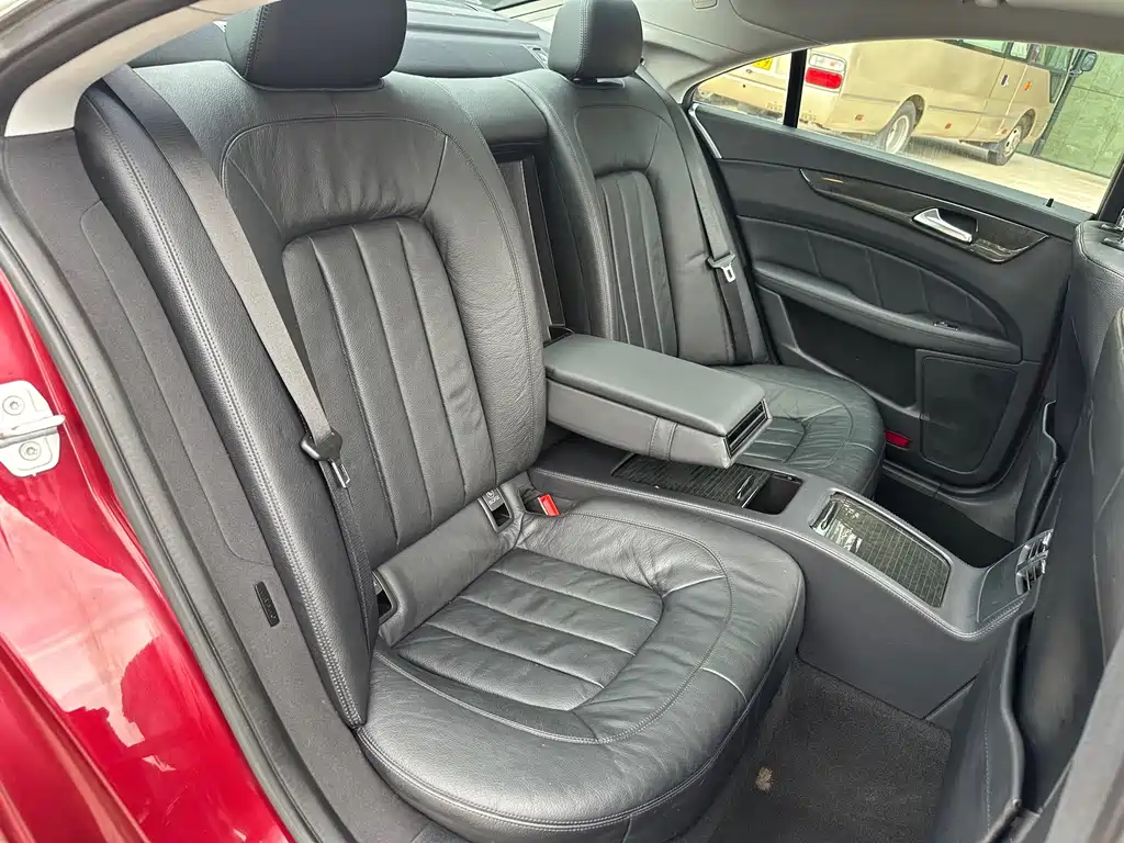 Mercedes-Benz CLS — миниатюра 10