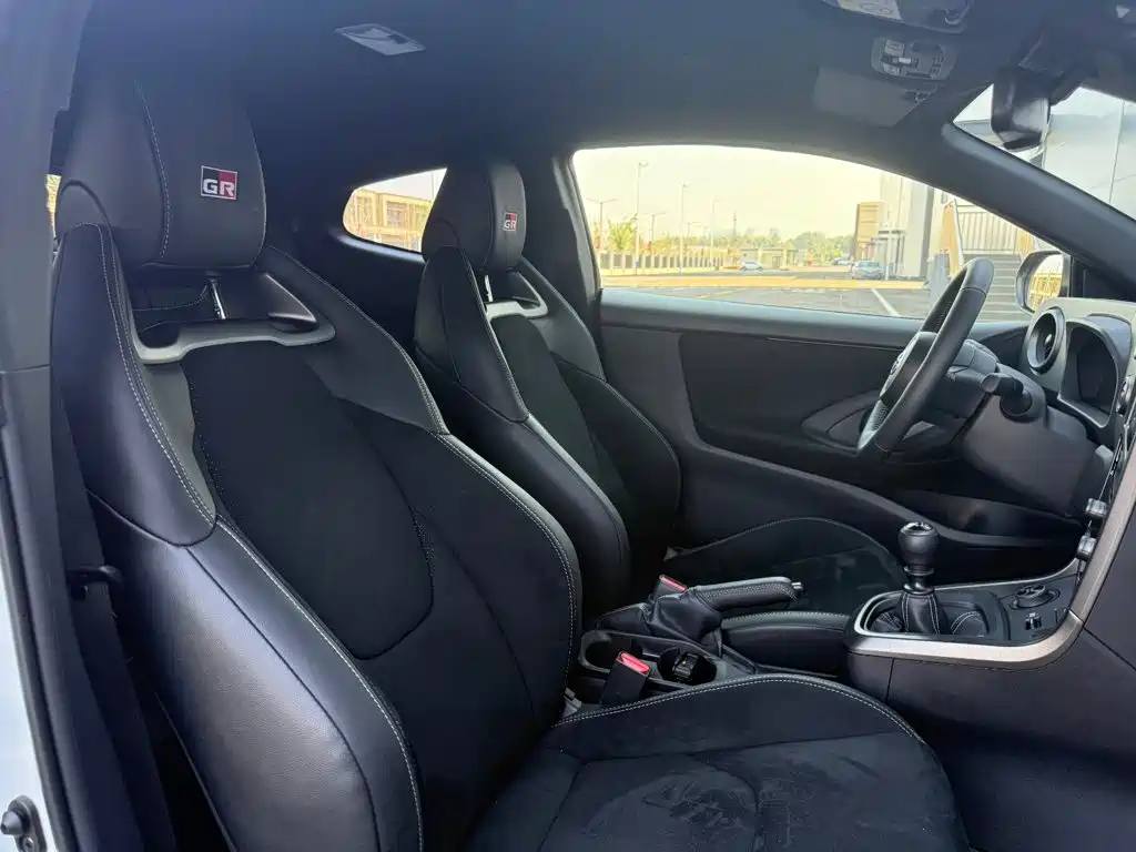 Toyota GR YARIS — миниатюра 18