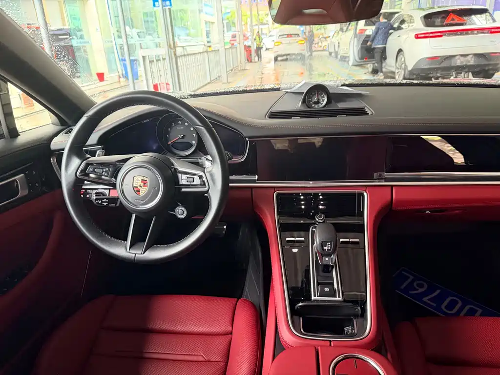 Porsche Panamera — миниатюра 4