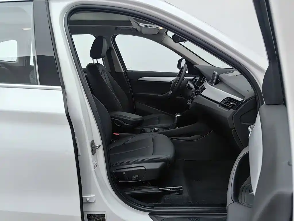 BMW X1 — миниатюра 23
