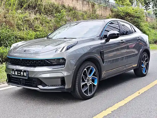 2021 Lynk & Co 05