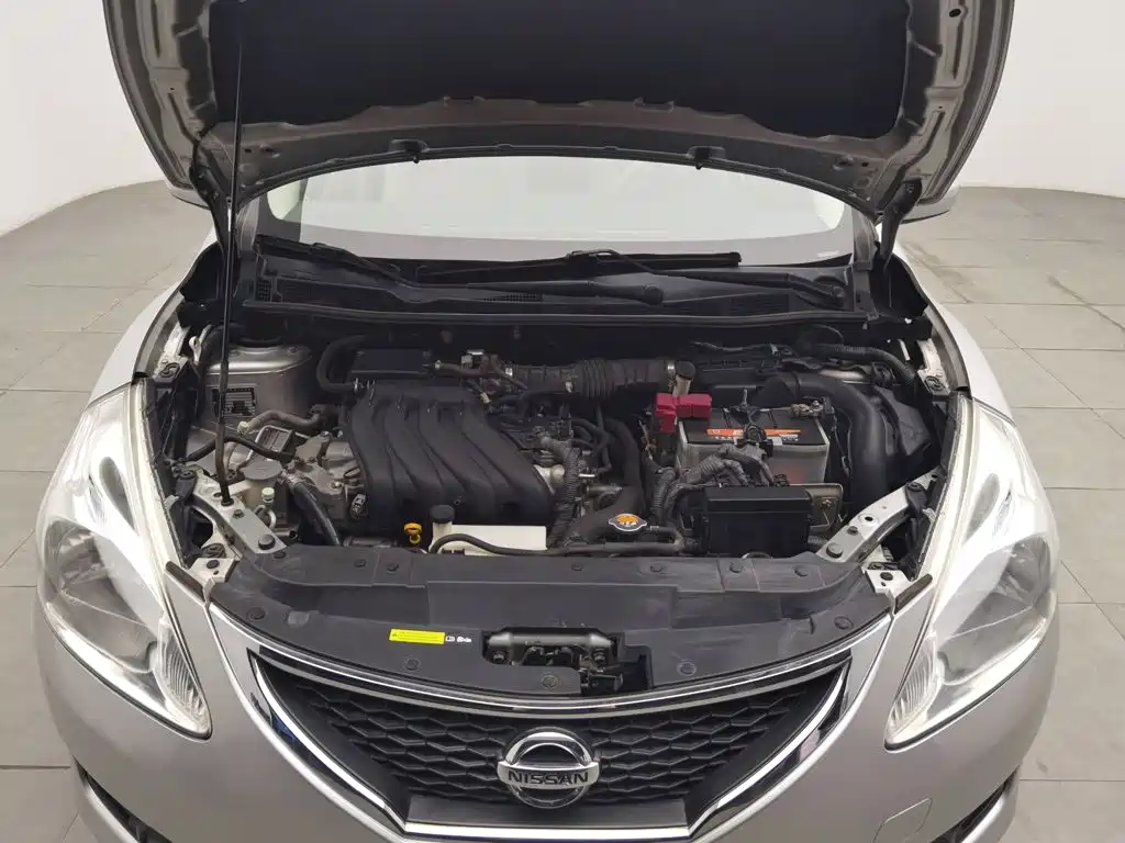 Nissan Tiida — миниатюра 6
