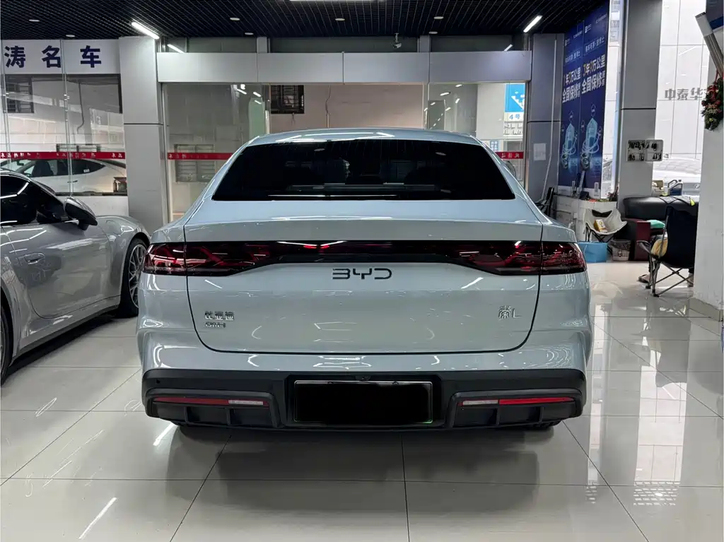 BYD Qin L — миниатюра 5