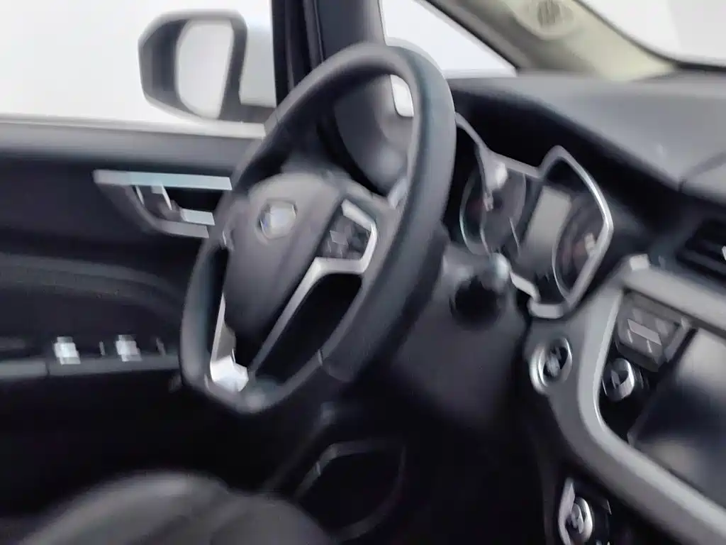 Geely Vision X3 — миниатюра 22