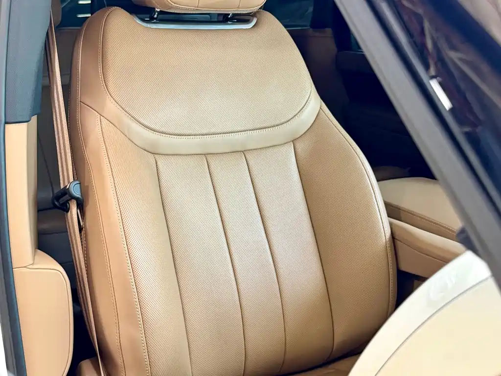 Land Rover Range Rover — миниатюра 20