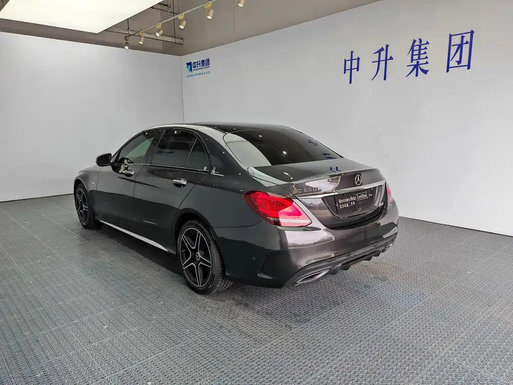 Mercedes-Benz C-Class — миниатюра 4