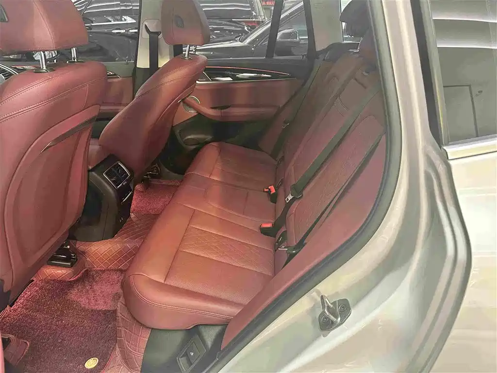 BMW X3 — миниатюра 12