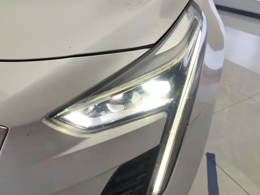 Cadillac CT6 — миниатюра 5